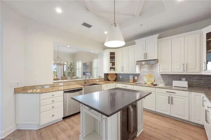 Island with wine cooler