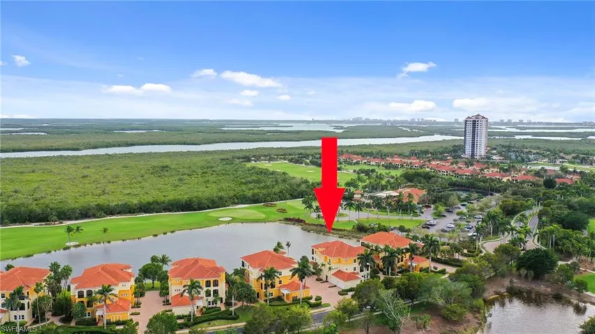 Close proximity to clubhouse and pool