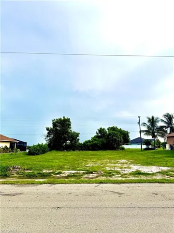 1805 Tropicana Pkwy W, Cape Coral, Florida 33993