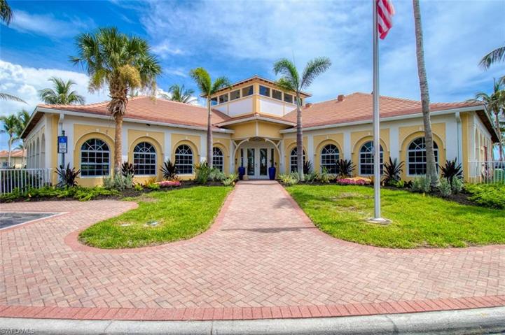 Tropicabana clubhouse