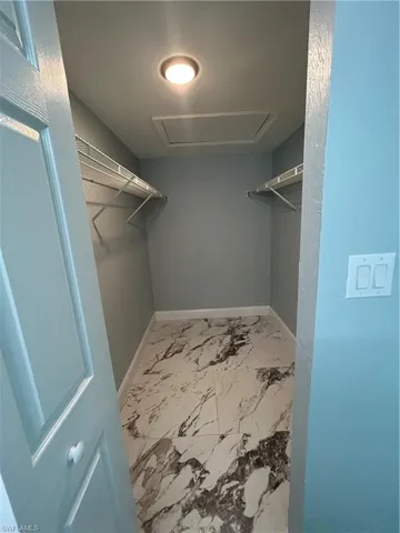 Walk-in Closet in Main bedroom