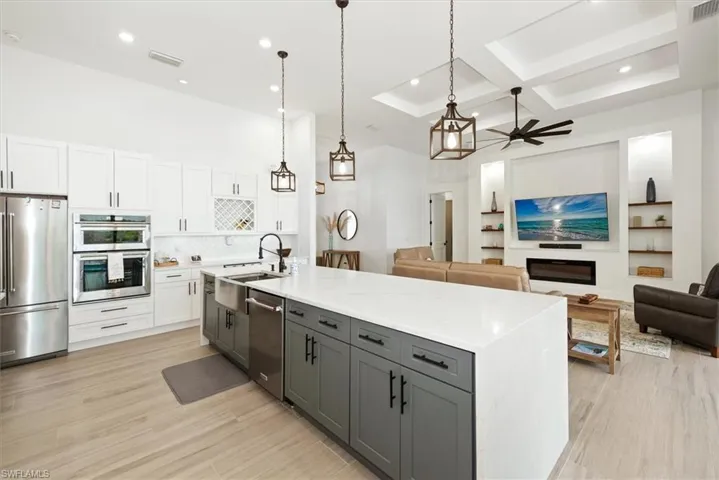 4239 Nw 35th St, Cape Coral, Florida 33993