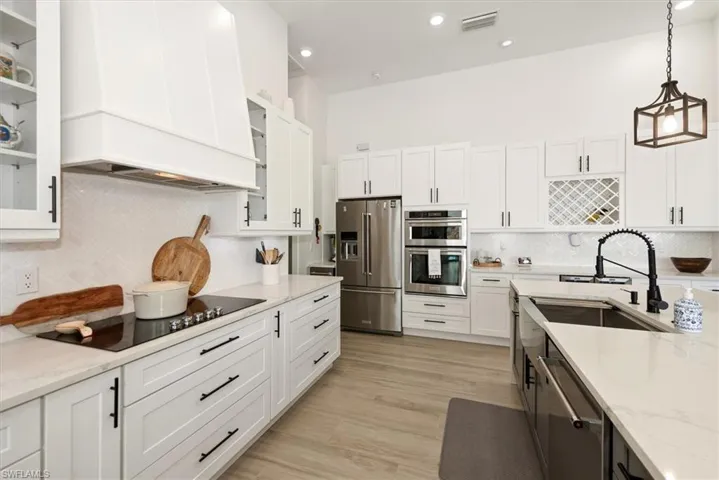 4239 Nw 35th St, Cape Coral, Florida 33993