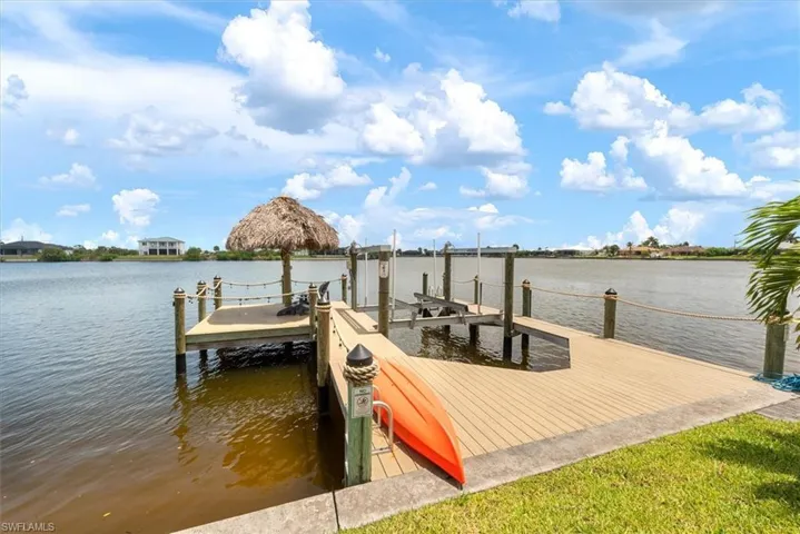 4239 Nw 35th St, Cape Coral, Florida 33993