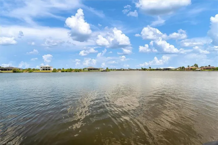 4239 Nw 35th St, Cape Coral, Florida 33993