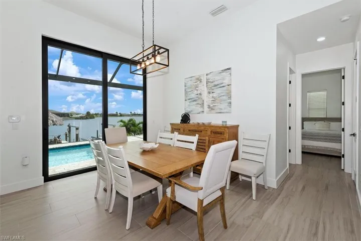 4239 Nw 35th St, Cape Coral, Florida 33993