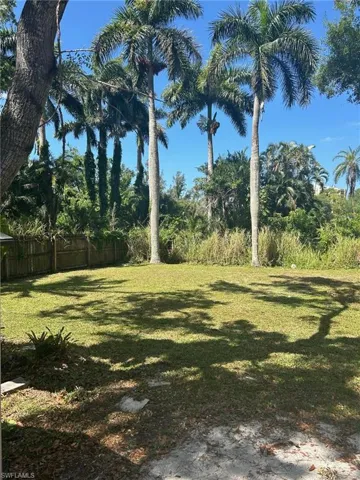 Huge fenced in back yard