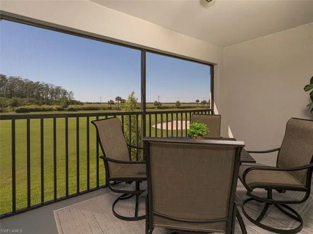 Watch Golfers from your private Lanai