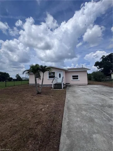 2935 Winona Dr, North Fort Myers, Florida 33917