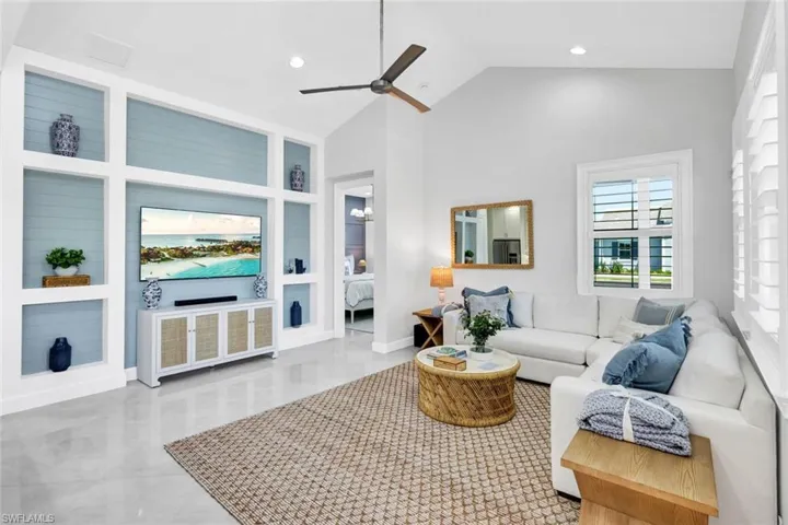7111 Cayo Coco Ln, Naples, Florida 34113