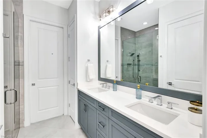 7111 Cayo Coco Ln, Naples, Florida 34113