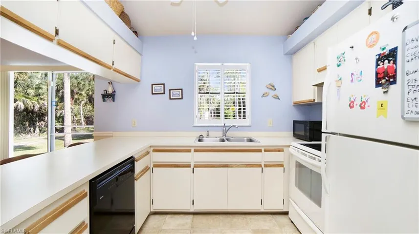 391  22nd NW AVE, Naples, FL 34120