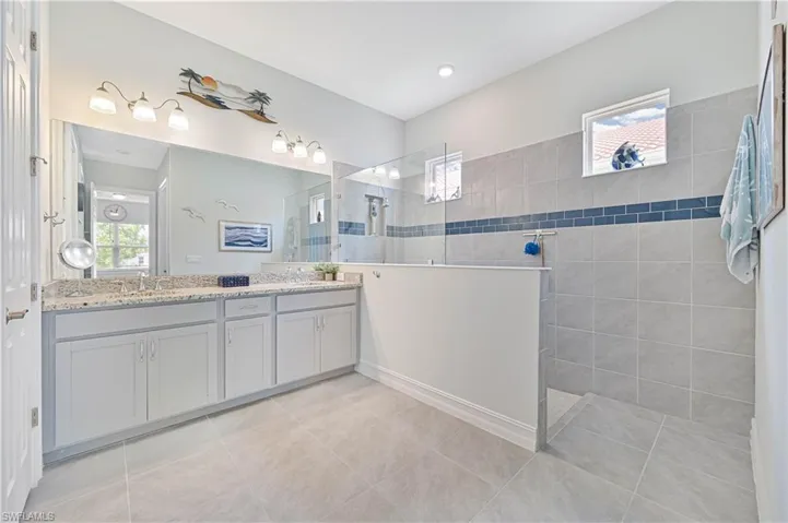 2936 Royal Gardens Ave, Fort Myers, Florida 33916