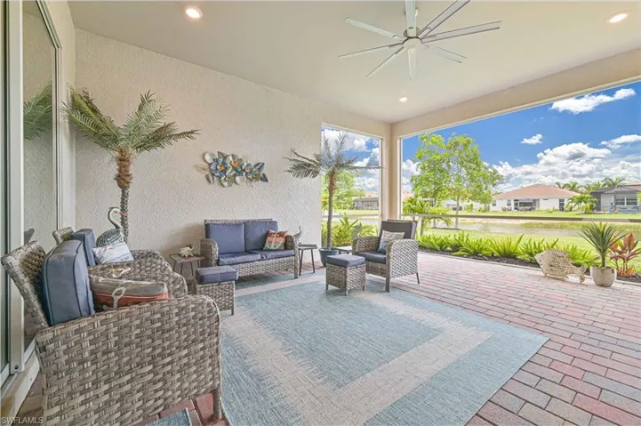 2936 Royal Gardens Ave, Fort Myers, Florida 33916