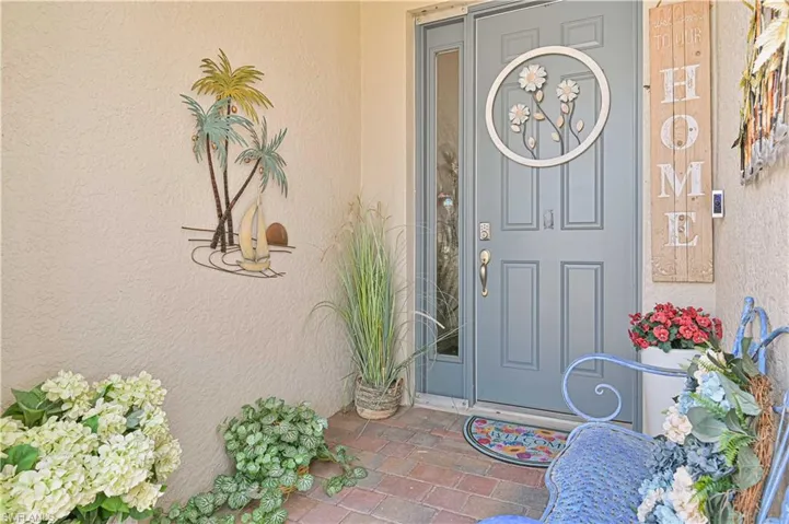 2936 Royal Gardens Ave, Fort Myers, Florida 33916