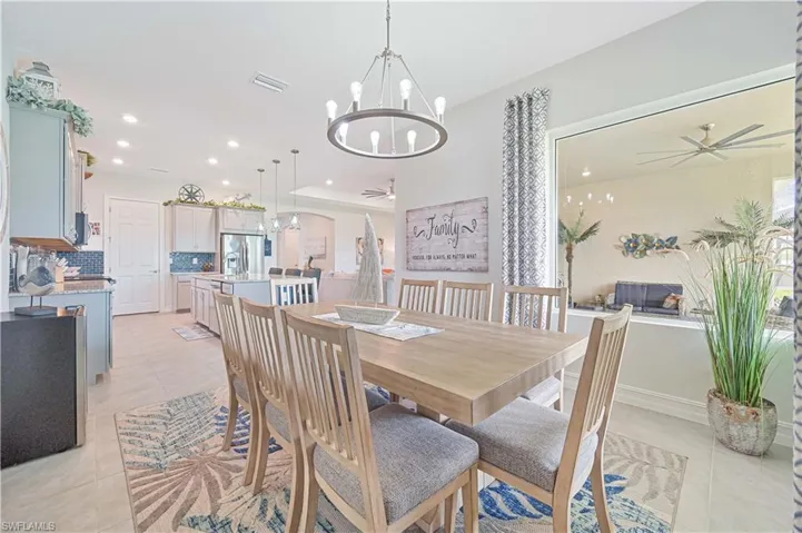 2936 Royal Gardens Ave, Fort Myers, Florida 33916