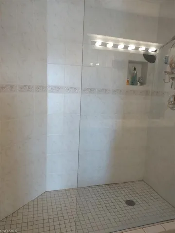 4417 Country Club Blvd B8, Cape Coral, Florida 33904