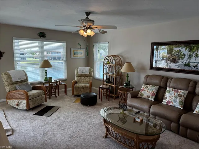 4417 Country Club Blvd B8, Cape Coral, Florida 33904