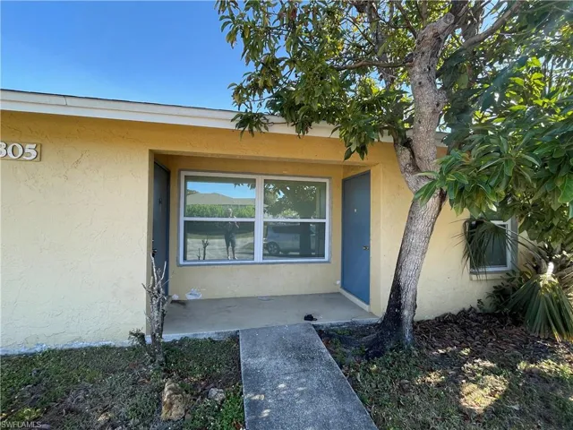 2305 Se 6th Ln A, Cape Coral, Florida 33990