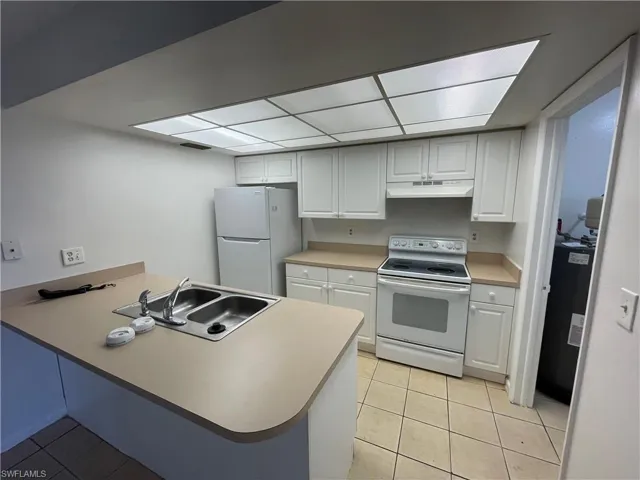 2305 Se 6th Ln A, Cape Coral, Florida 33990