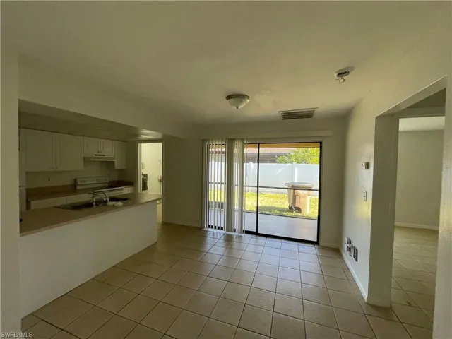 2305 Se 6th Ln A, Cape Coral, Florida 33990
