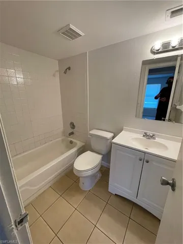 2305 Se 6th Ln A, Cape Coral, Florida 33990