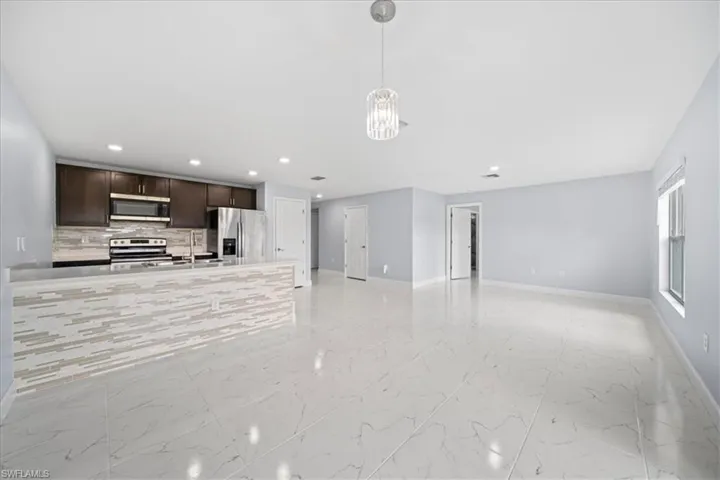 10535 Crossback Ln, Lehigh Acres, Florida 33936
