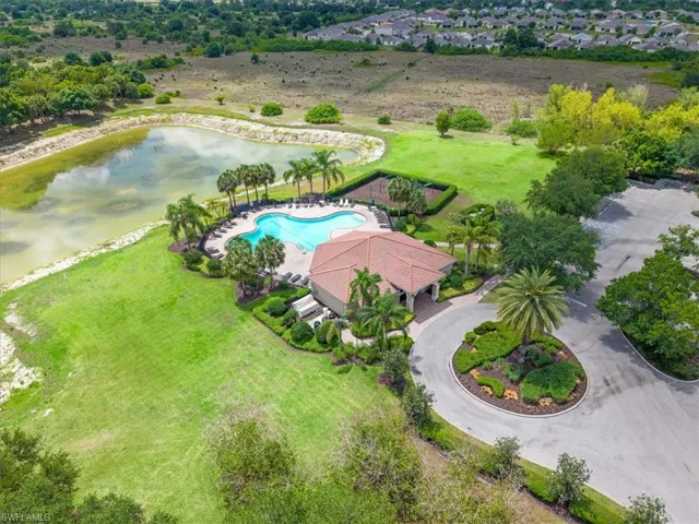10535  Crossback  LN, Lehigh Acres, FL 33936