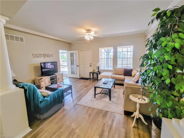 1788 Concordia Lake Cir 2702, Cape Coral, Florida 33909