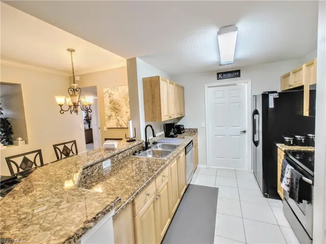 1788 Concordia Lake Cir 2702, Cape Coral, Florida 33909