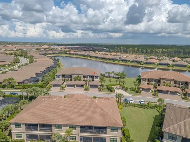 9419 Benvenuto Ct 204, Naples, Florida 34119