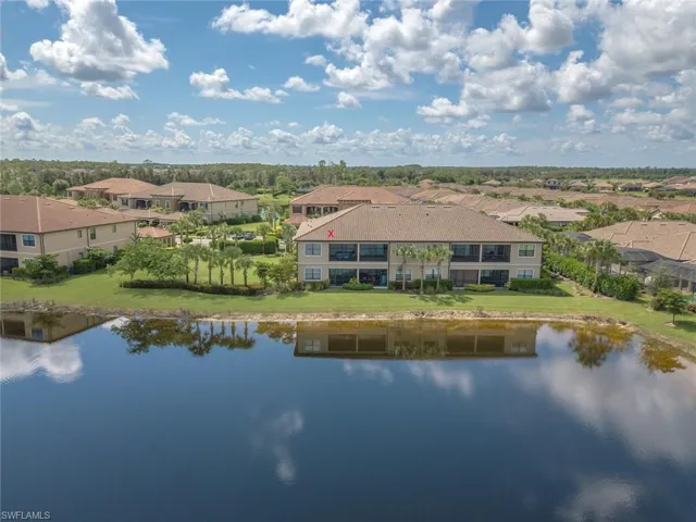9419 Benvenuto Ct 204, Naples, Florida 34119
