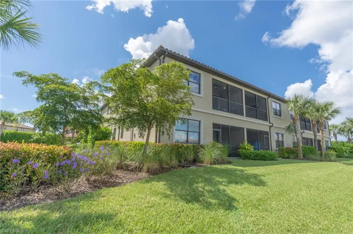 9419 Benvenuto Ct 204, Naples, Florida 34119
