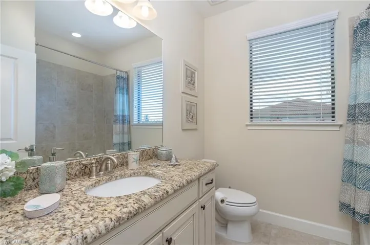 9419 Benvenuto Ct 204, Naples, Florida 34119