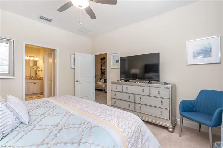9419 Benvenuto Ct 204, Naples, Florida 34119