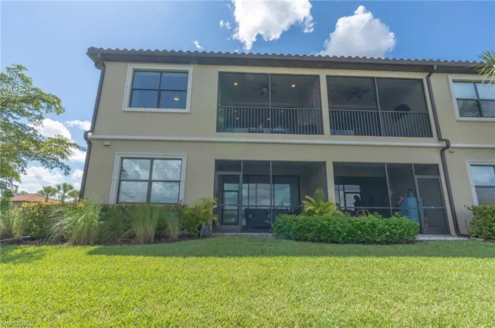 9419 Benvenuto Ct 204, Naples, Florida 34119