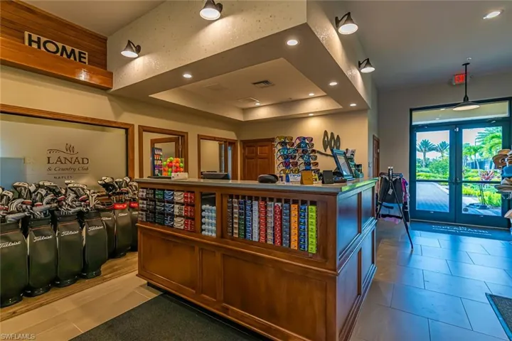9419 Benvenuto Ct 204, Naples, Florida 34119