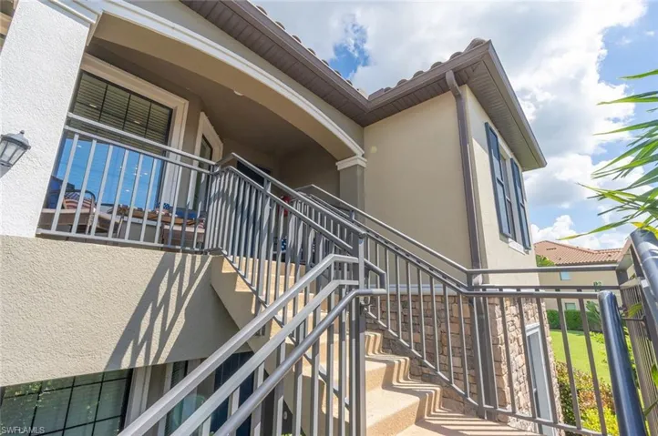 9419 Benvenuto Ct 204, Naples, Florida 34119