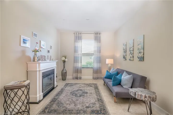 9419 Benvenuto Ct 204, Naples, Florida 34119