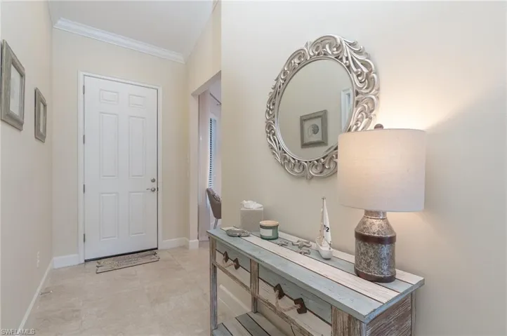 9419 Benvenuto Ct 204, Naples, Florida 34119