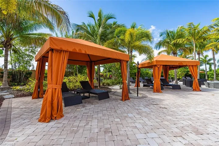 9419 Benvenuto Ct 204, Naples, Florida 34119
