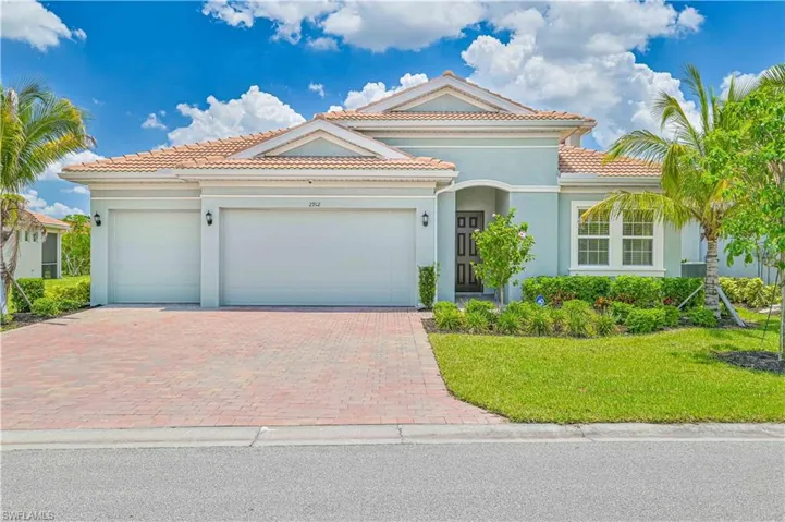 2912  Royal Gardens  AVE, Fort Myers, FL 33916