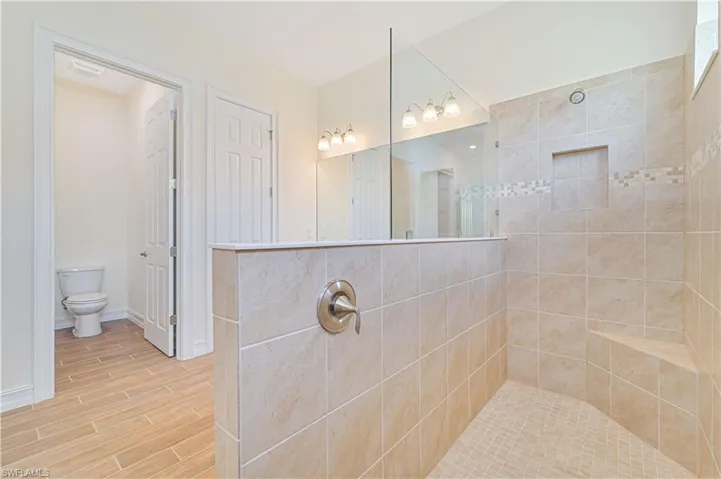 2912  Royal Gardens  AVE, Fort Myers, FL 33916
