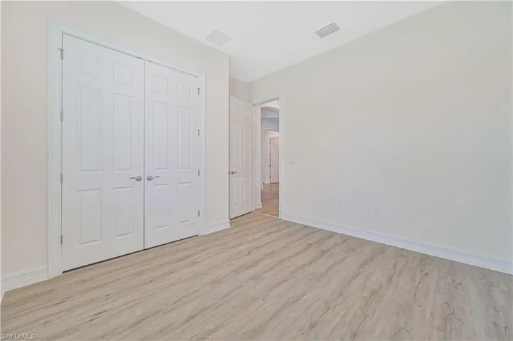 2912  Royal Gardens  AVE, Fort Myers, FL 33916