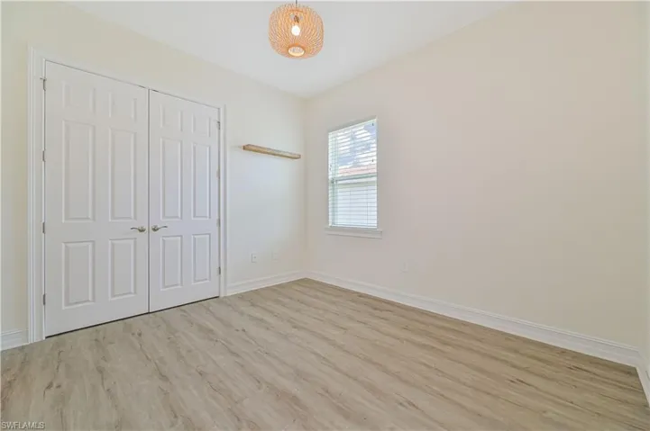 2912  Royal Gardens  AVE, Fort Myers, FL 33916