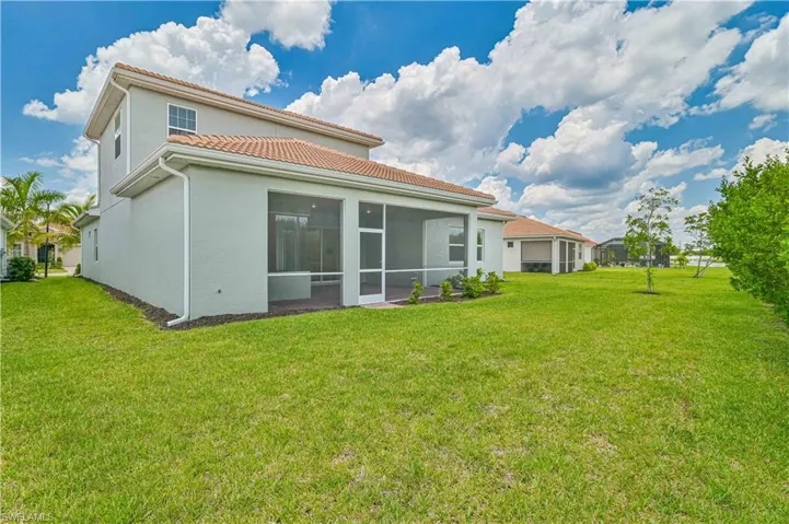 2912  Royal Gardens  AVE, Fort Myers, FL 33916