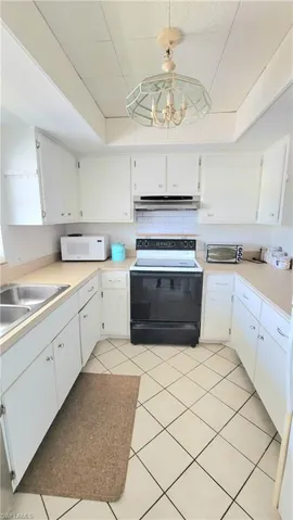 300 Valley Stream Dr A7, Naples, Florida 34113