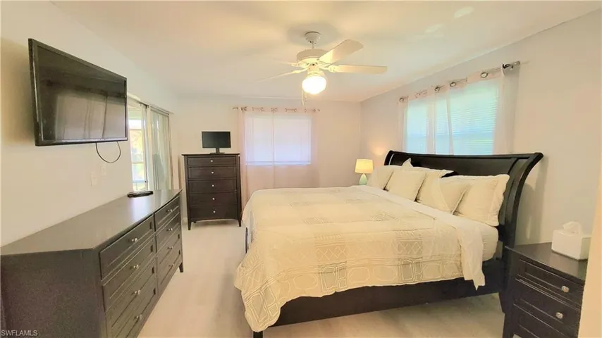300 Valley Stream Dr A7, Naples, Florida 34113