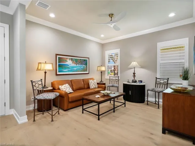 9171  Wisteria  WAY, Naples, FL 34114