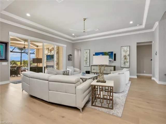 9171  Wisteria  WAY, Naples, FL 34114